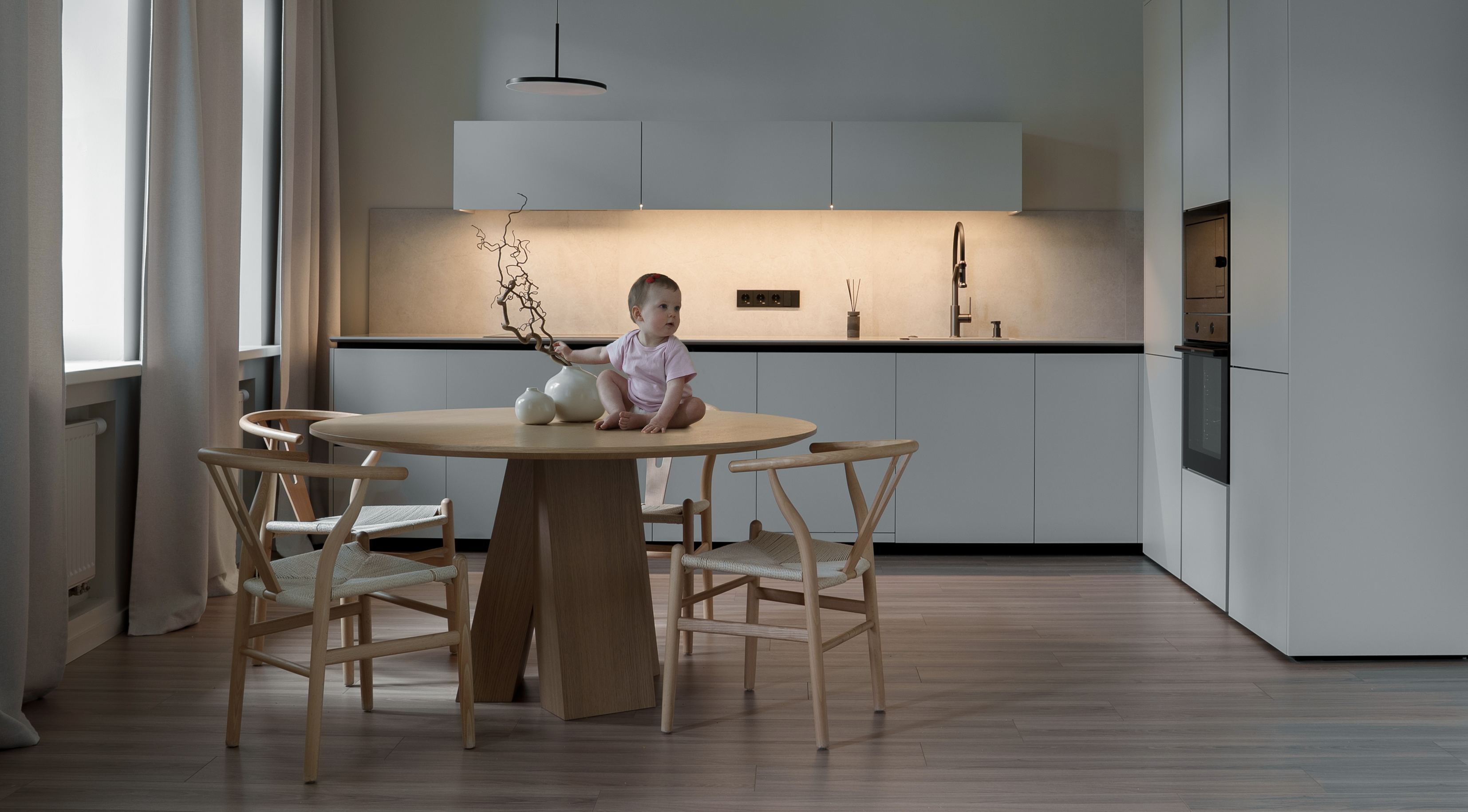 Кухня прямая с витриной на Сенной