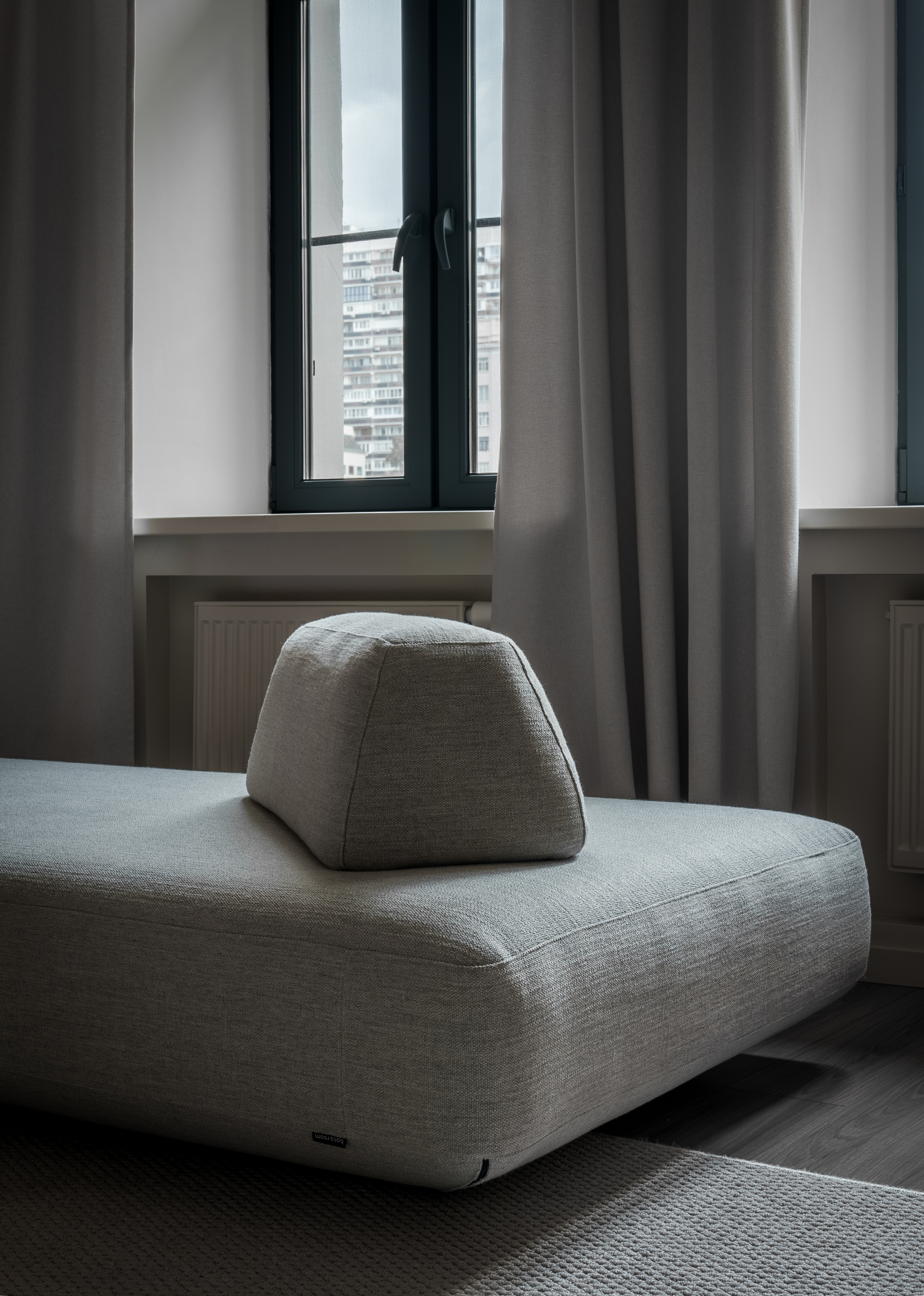 Кухня прямая с витриной на Сенной